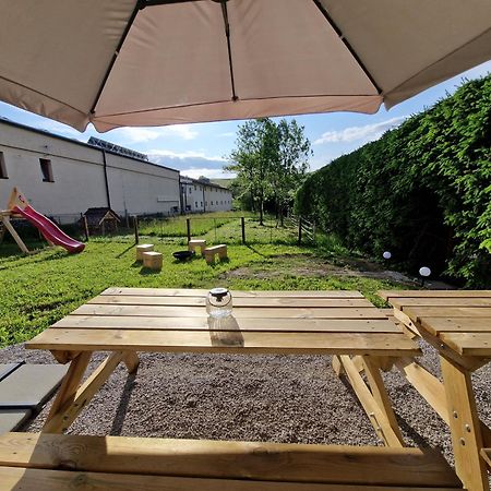 Apartmány LAMA Malatiny Esterno foto