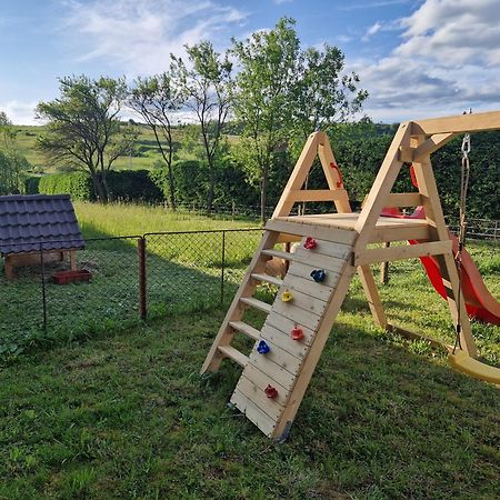 Apartmány LAMA Malatiny Esterno foto